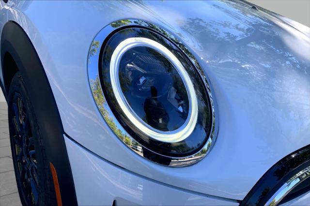 2024 MINI Hardtop - $25,774