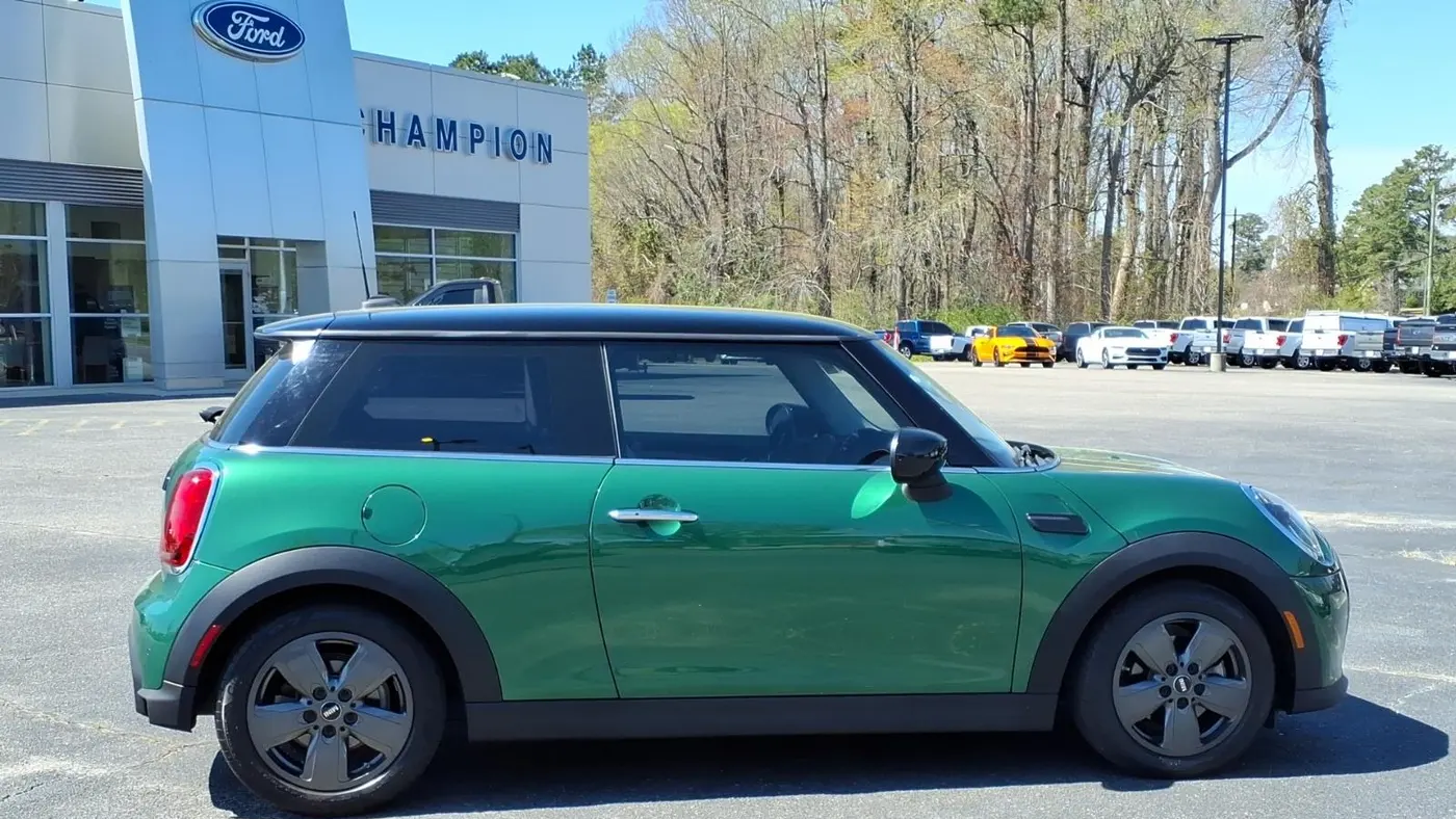 2022 MINI Hardtop 2 Door Cooper