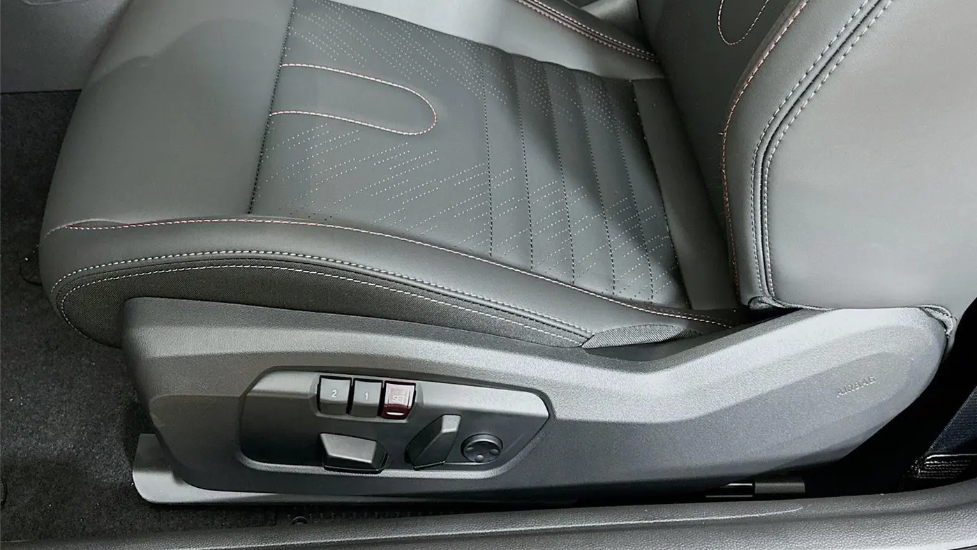 2026 MINI Hardtop 2 Door John Cooper Works Signature Trim