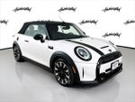 2024 Convertible Thumbnail 33