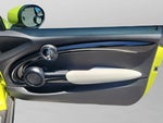 2022 Convertible Thumbnail 26
