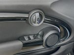 2023 Convertible Thumbnail 18