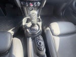 2024 Convertible Thumbnail 29