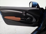 2023 Convertible Thumbnail 12
