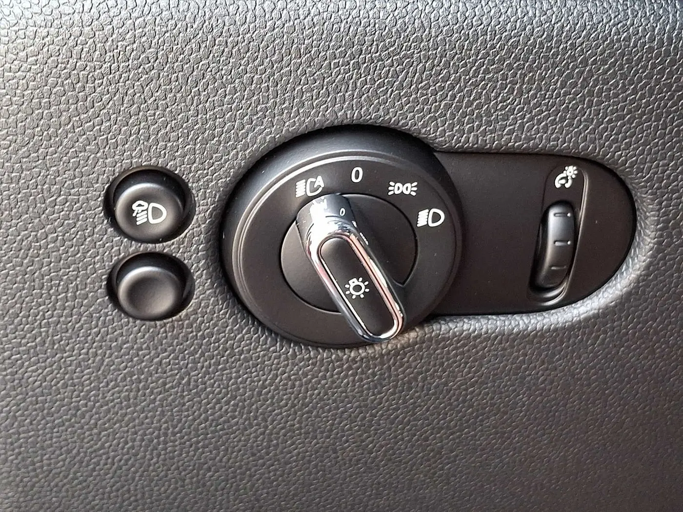 2023 MINI Cooper - $30,497