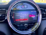 2024 Convertible Thumbnail 32