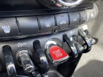 2022 Convertible Thumbnail 32