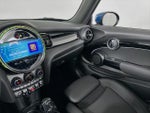2024 Convertible Thumbnail 22