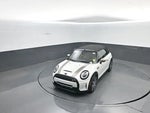2024 Convertible Thumbnail 17