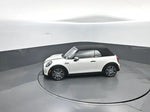 2024 Convertible Thumbnail 18