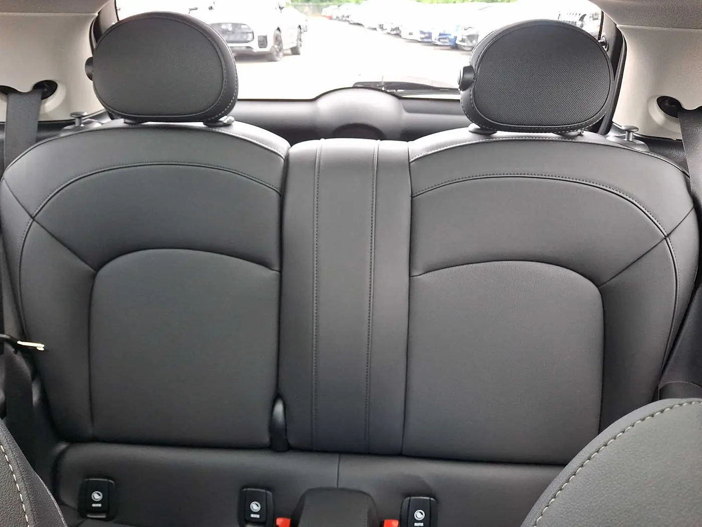 2024 MINI Hardtop - $22,997