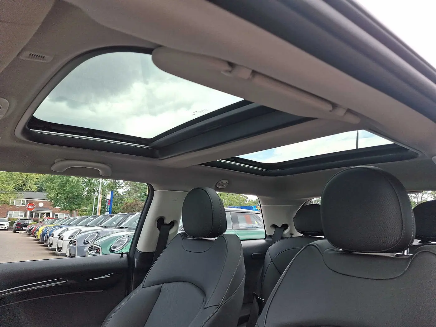 2024 MINI Hardtop - $22,997