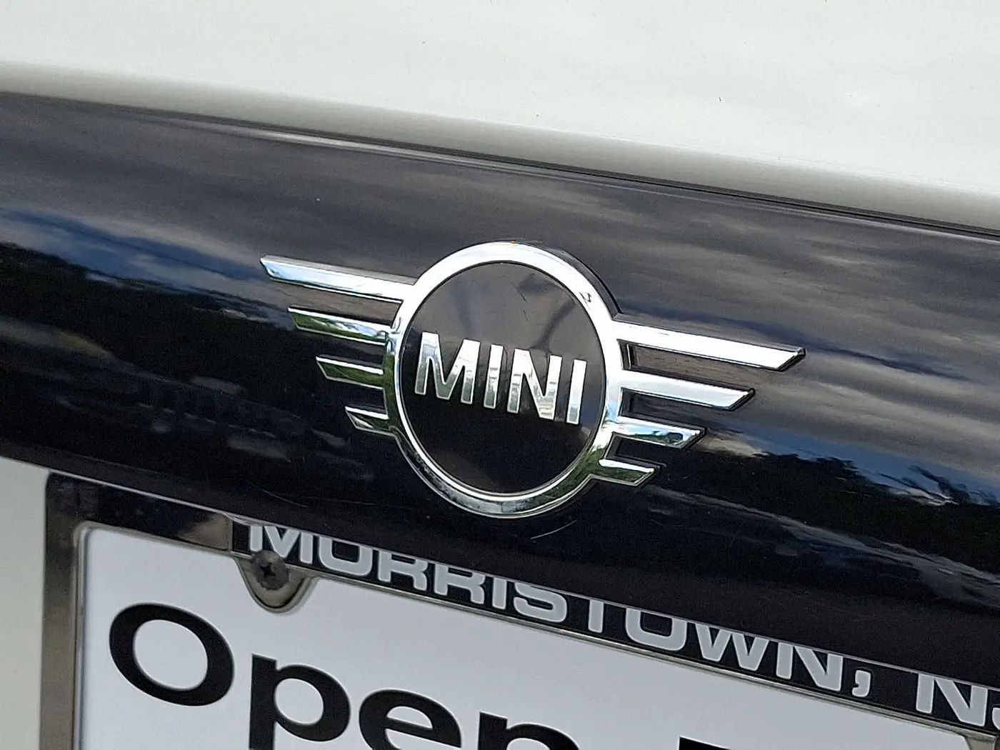 2024 MINI Hardtop - $22,997