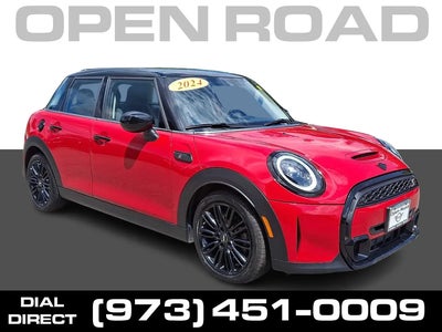 Photo of a 2024 Mini Hardtop 4 Door Cooper S 4DR Hatchback for sale