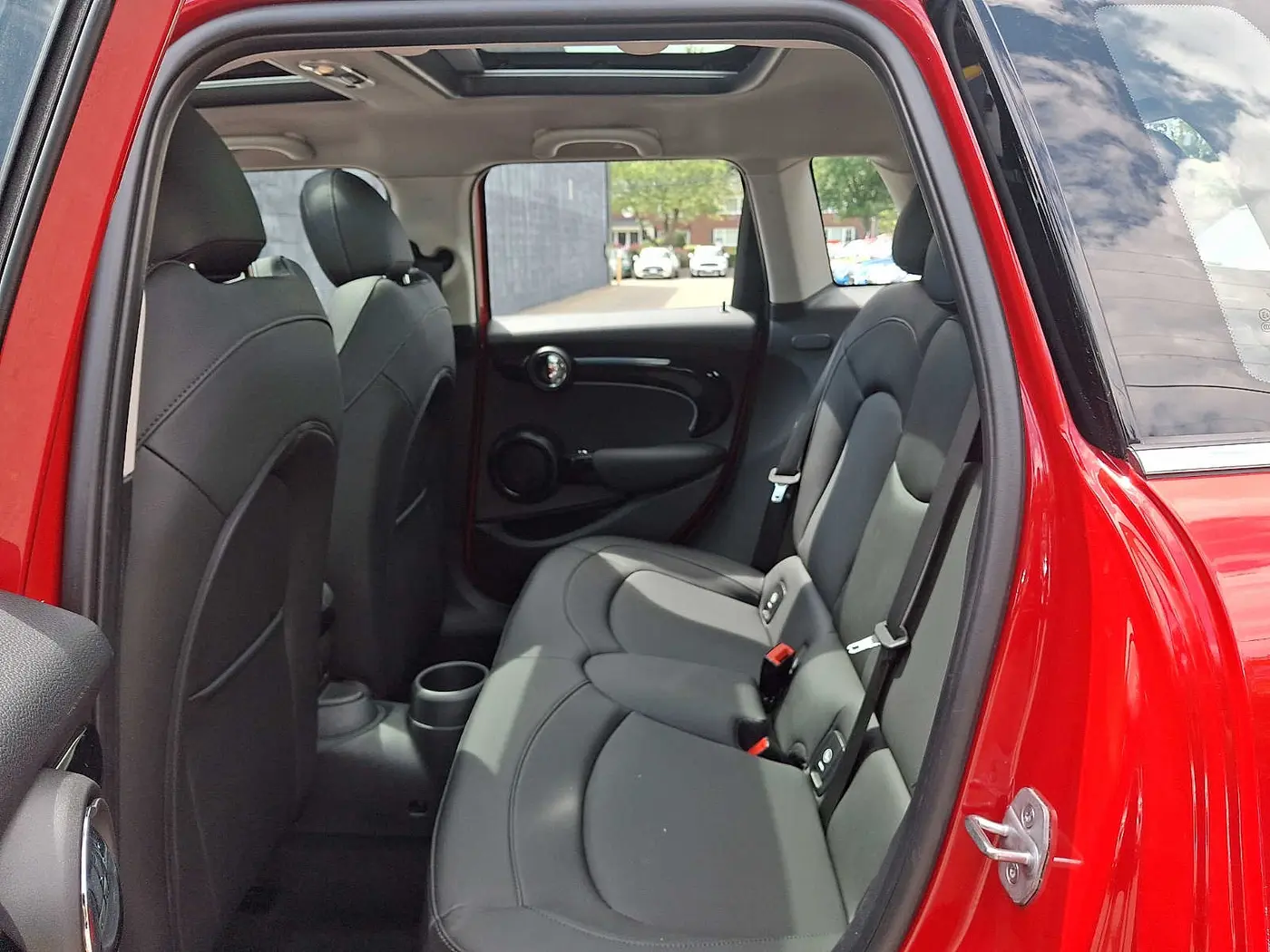 2024 MINI Hardtop - $25,997