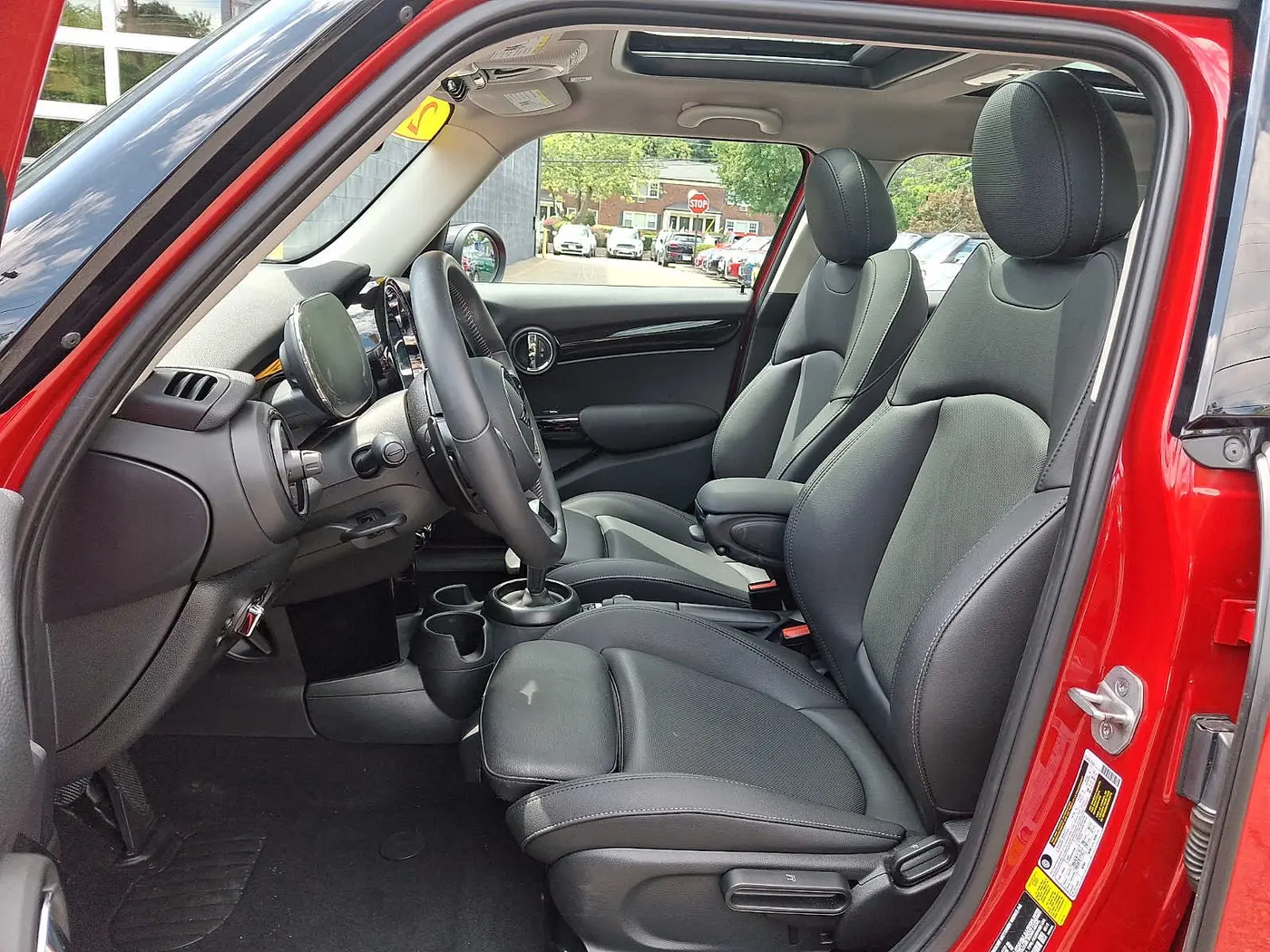 2024 MINI Hardtop - $25,997