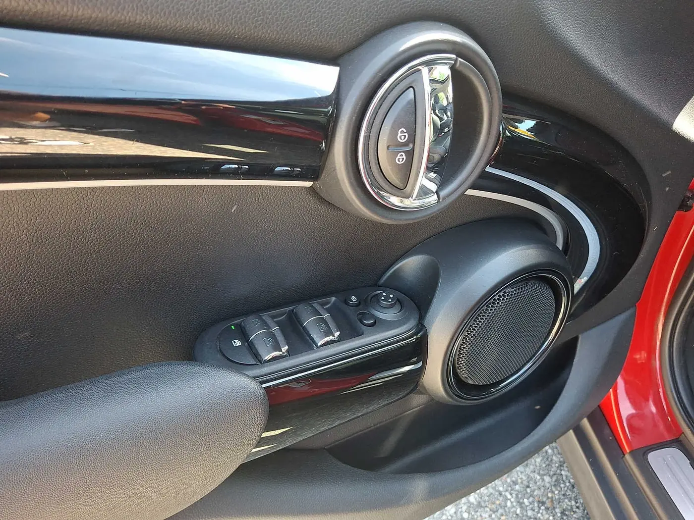 2023 MINI Hardtop - $23,497