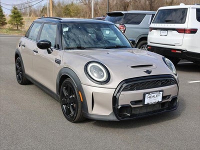 Photo of a 2022 Mini Hardtop 4 Door Cooper S 4DR Hatchback for sale