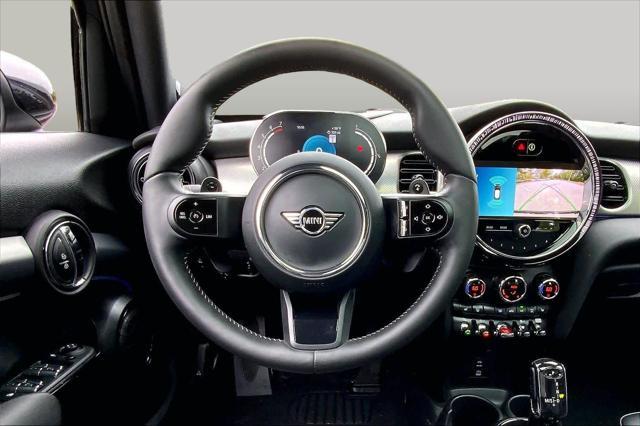 2024 MINI Hardtop - $28,825