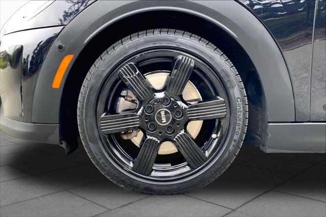 2024 MINI Hardtop - $28,825