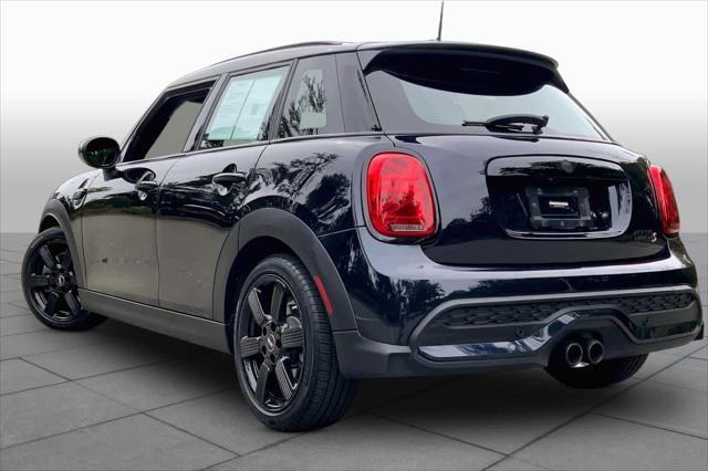 2024 MINI Hardtop - $28,825