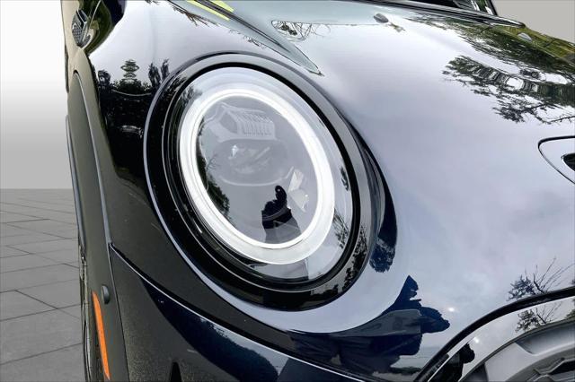 2024 MINI Hardtop - $28,825