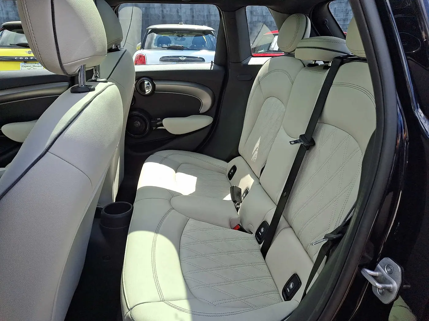 2024 MINI Hardtop - $26,997