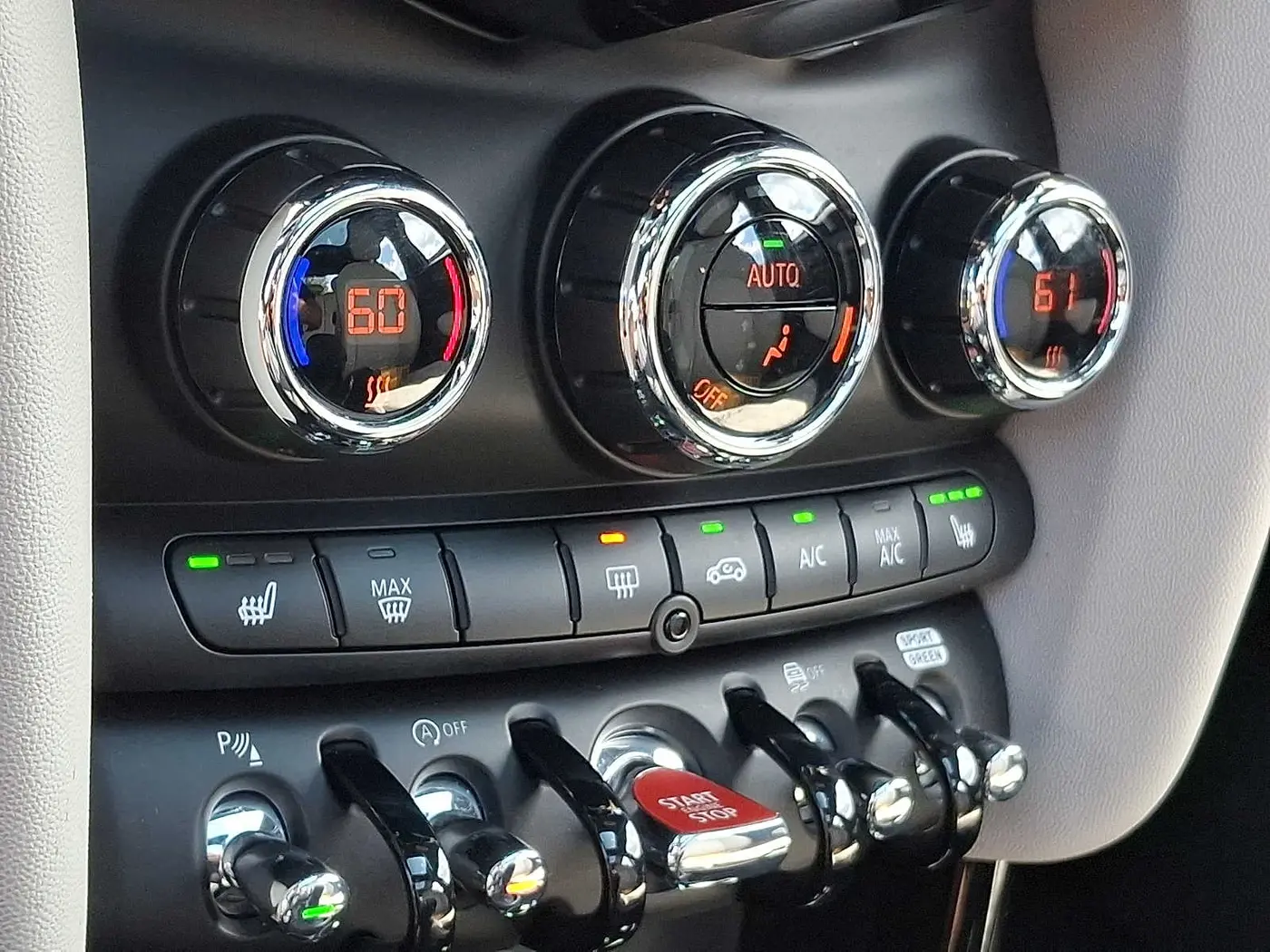 2024 MINI Hardtop - $26,997