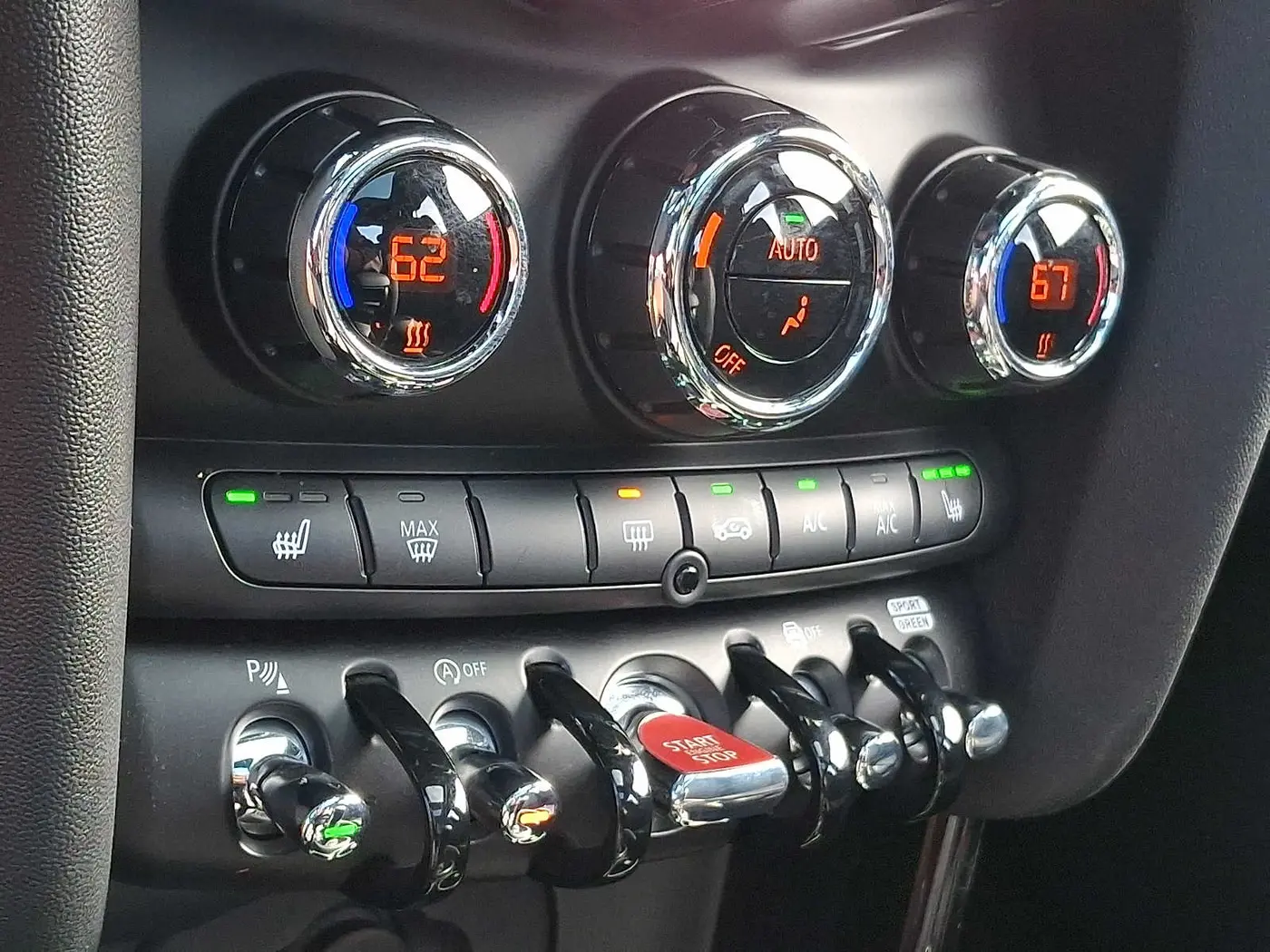 2024 MINI Hardtop - $29,997