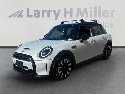 Photo of a 2023 Mini Hardtop 4 Door Cooper S 4DR Hatchback for sale