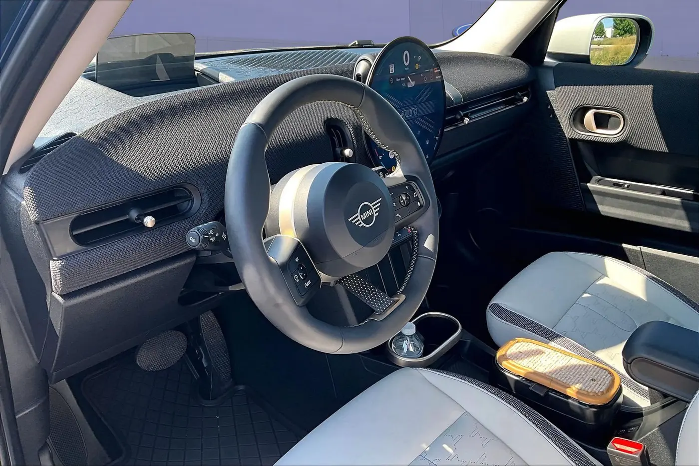 2025 MINI Hardtop - $27,900