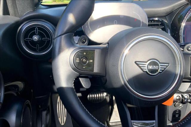 2022 MINI Cooper - $28,914