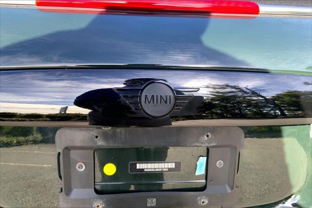 2022 MINI Cooper - $28,914