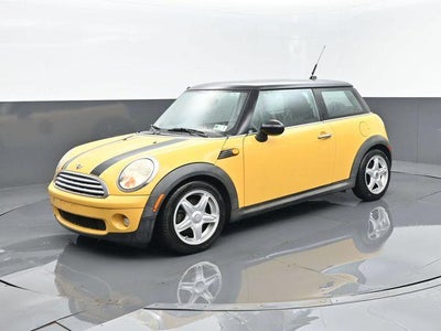 Photo of a 2009 Mini Cooper Base 2DR Hatchback for sale