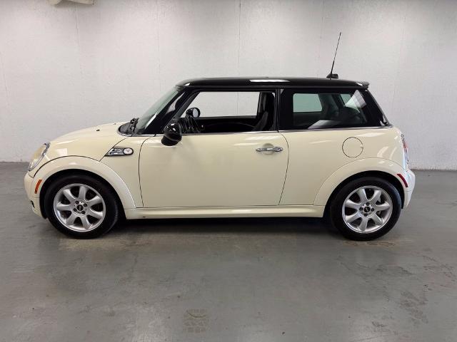 2010 MINI Cooper - $5,696