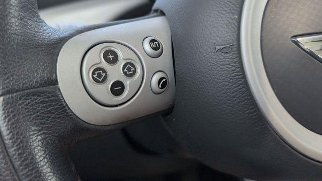 2005 MINI Cooper Base