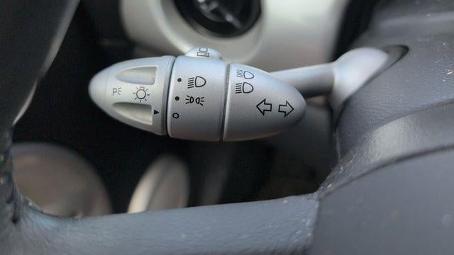 2005 MINI Cooper Base