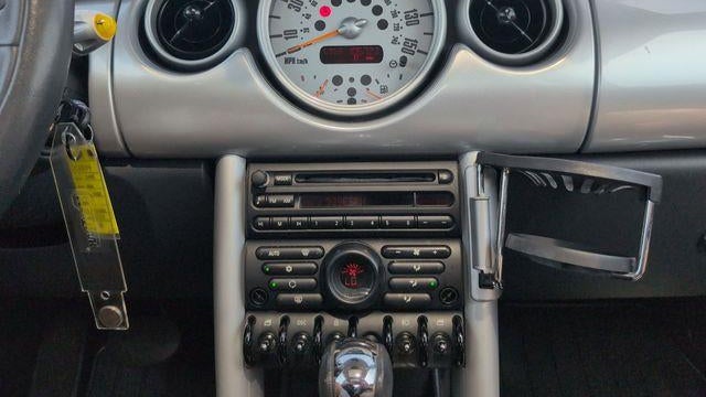 2005 MINI Cooper Base