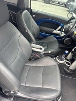 2006 Cooper Thumbnail 11