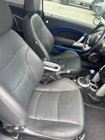 2006 Cooper Thumbnail 11