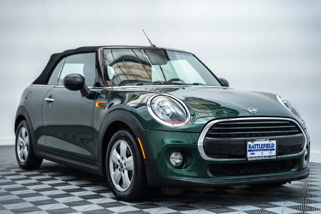 2019 MINI Cooper - $16,500