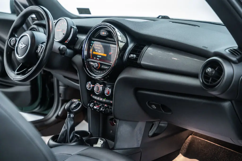 2019 MINI Cooper - $16,500