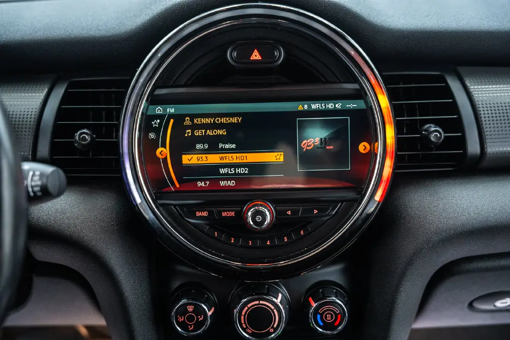 2019 MINI Cooper - $16,500