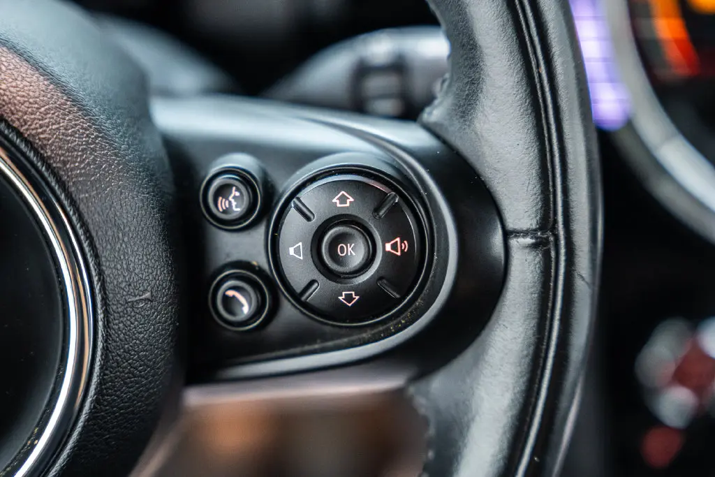 2019 MINI Cooper - $16,500