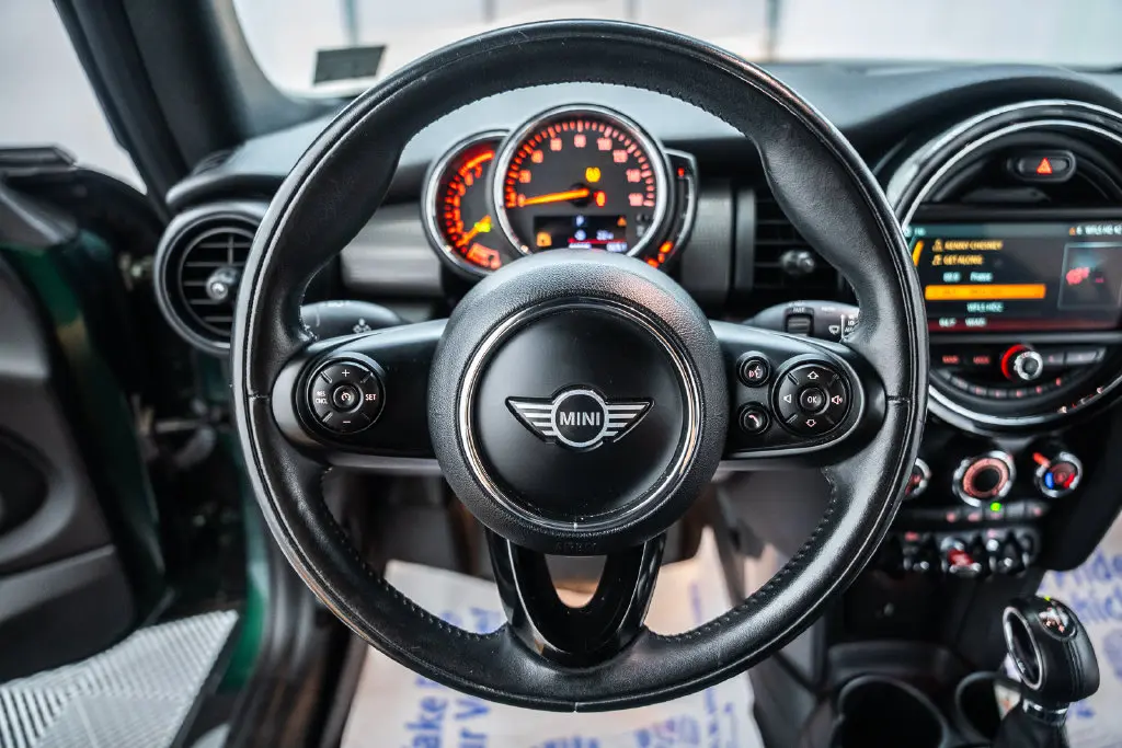 2019 MINI Cooper - $16,500