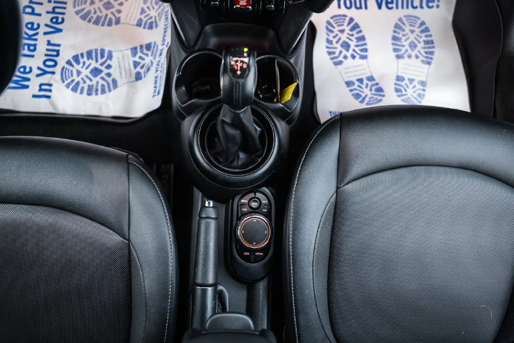 2019 MINI Cooper - $15,500