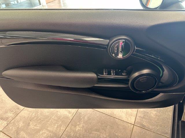 2017 MINI Cooper - $15,500