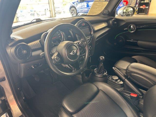 2017 MINI Cooper - $15,500