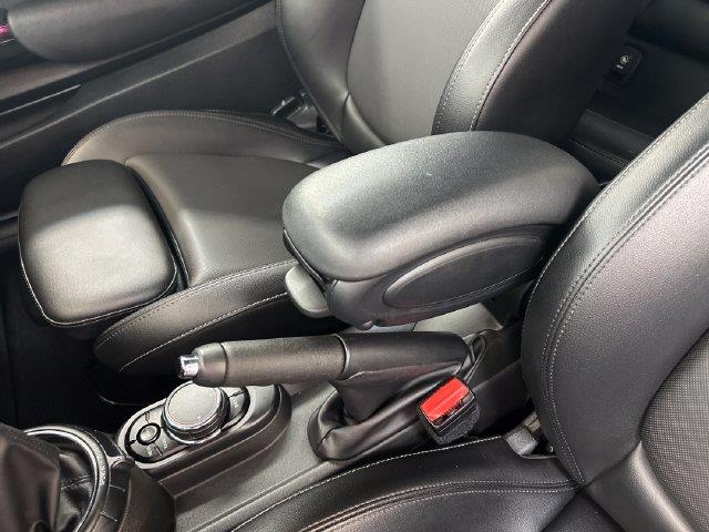 2017 MINI Cooper - $15,500
