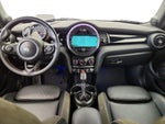 2019 Convertible Thumbnail 10
